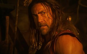 Deathstalker – Sword, Sorcery, and Cheesy 80s Fantasy Reboot