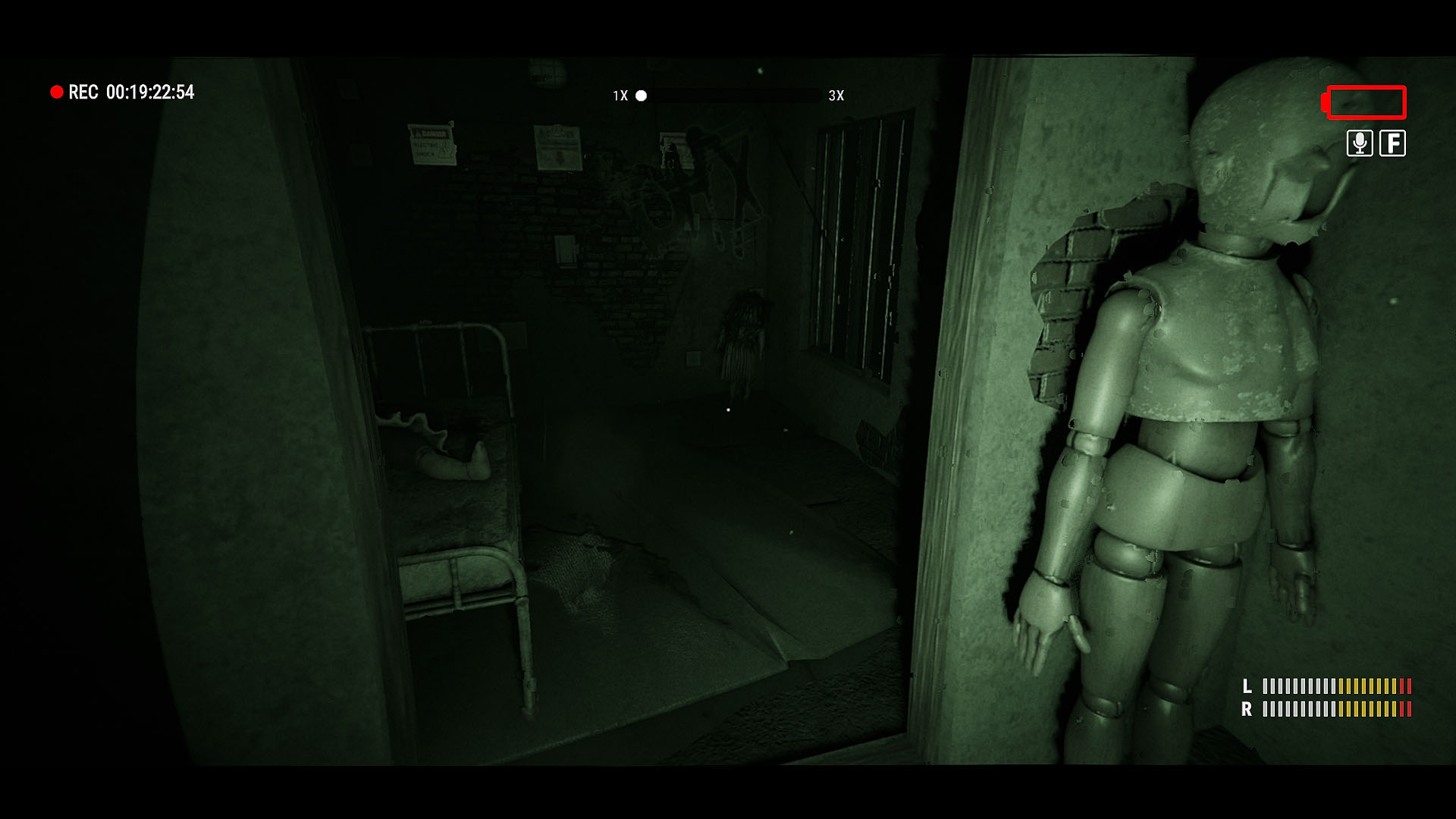 Where Dolls Hang screenshot 7